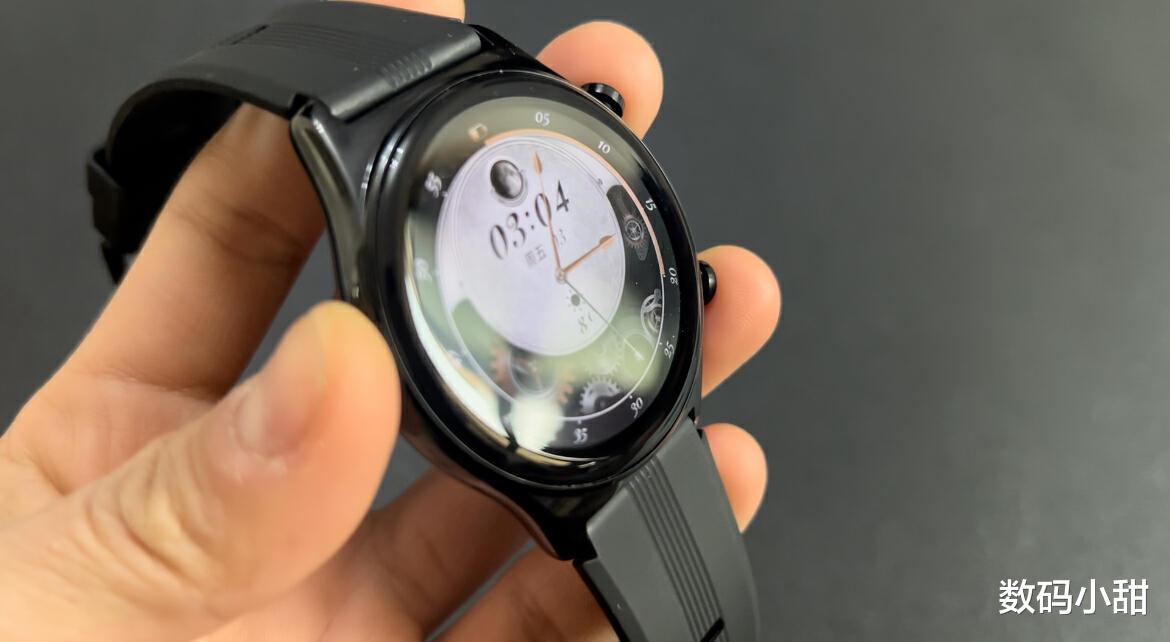YouTube|荣耀GS3智能手表使用体验：颜值功能均在线，这难道不比Apple Watch香吗？