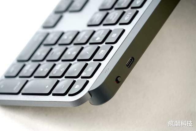 罗技|罗技键鼠礼盒-虎年吉祥款评测：性能颜值双在线，值得入手