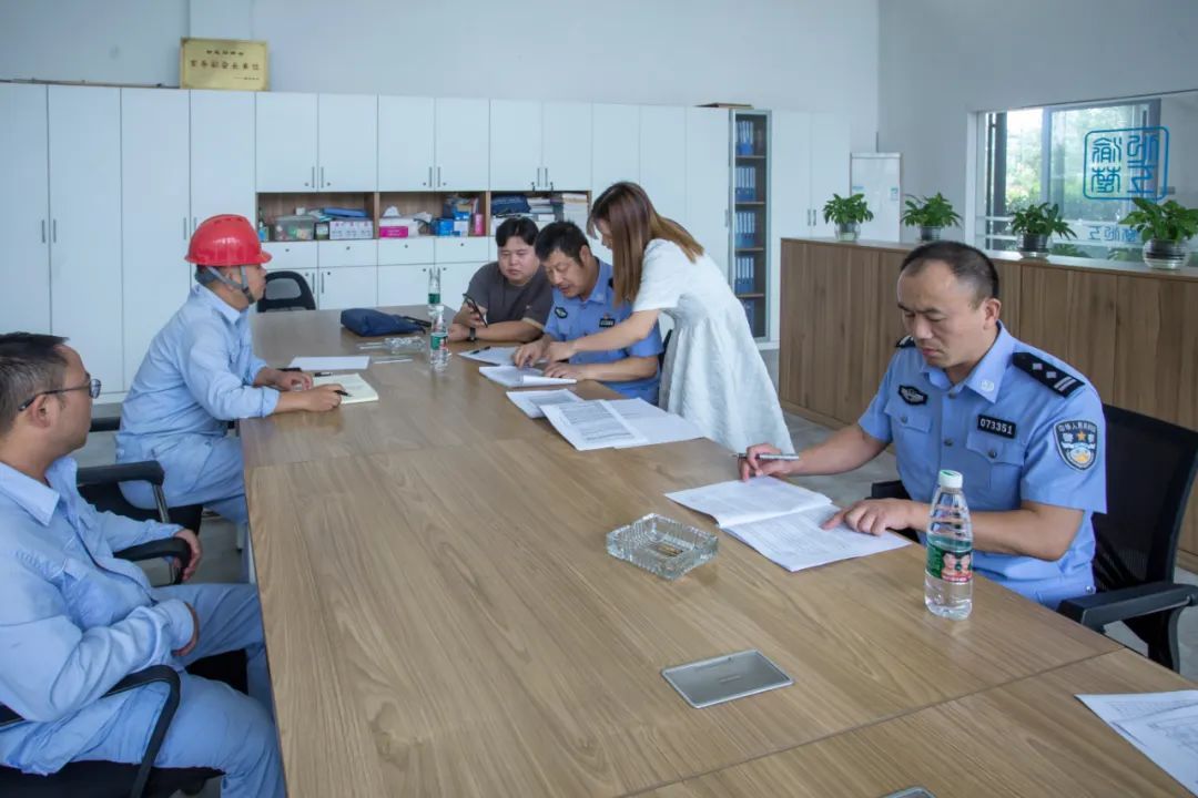 荆门市掇刀区好警张凡叶:化工产业园的“啄木鸟医生”