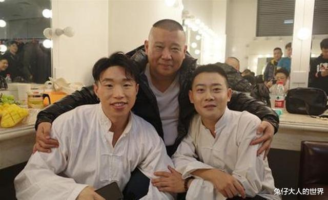 德云社 德云社烧饼晒晚餐,直呼没有食欲,网友:饼哥为了减肥真是拼了