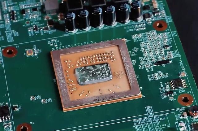 游戏本|中国兆芯KX-6000GCPU搭配的集成GPU,性能与英伟达的GT630相同