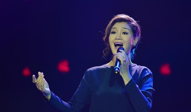 臧天朔|刀郎隐忍多年，终将降央卓玛告上法庭，昔日好友为何反目成仇？