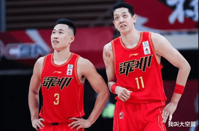 深圳男篮|争议！球迷赛后批评邱彪：知道为什么之前杜锋放弃沈梓捷了吧？