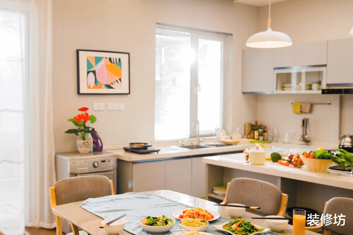 油烟机用久了油污难清洁?教你3个“土方法”,轻松去污不费力