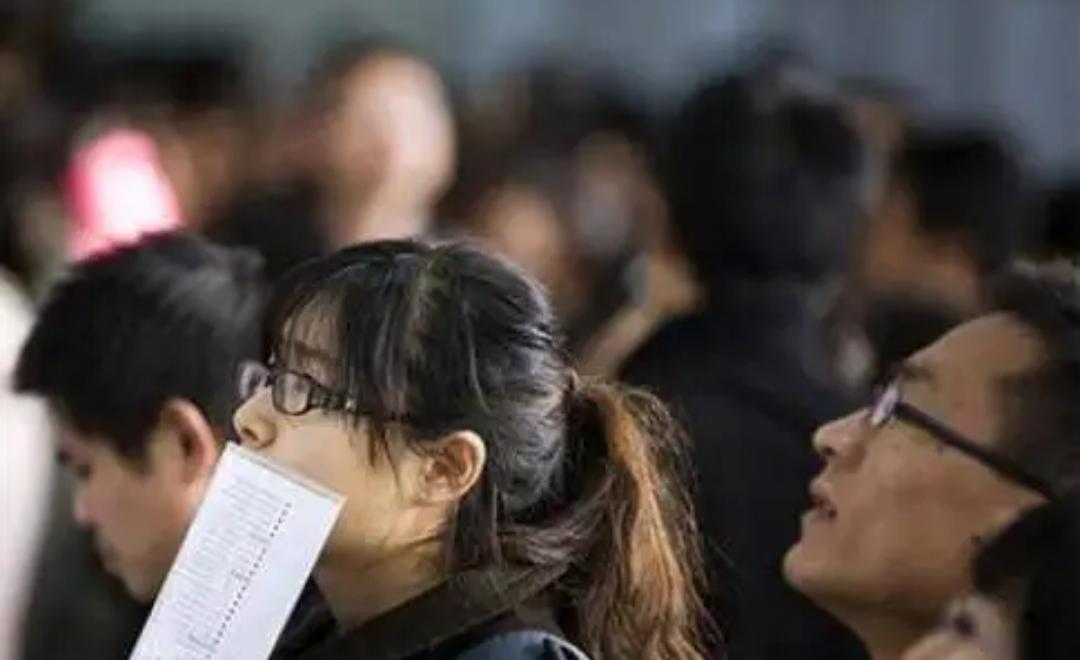 上海市|上海各阶层“工资单”曝光,揭露当下打工人现状,贫富差距很明显