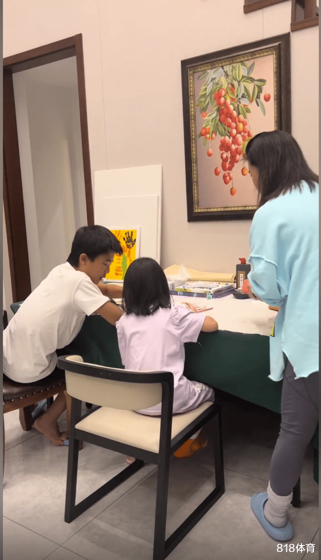 王楠|温馨! 王楠6岁女儿笑笑为哥哥画画庆生, 巨富父亲感动: 儿子会很暖心