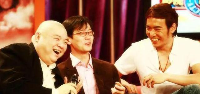 谢宁|演员谢宁直播间当众卖惨:没有名气过得不如普通人