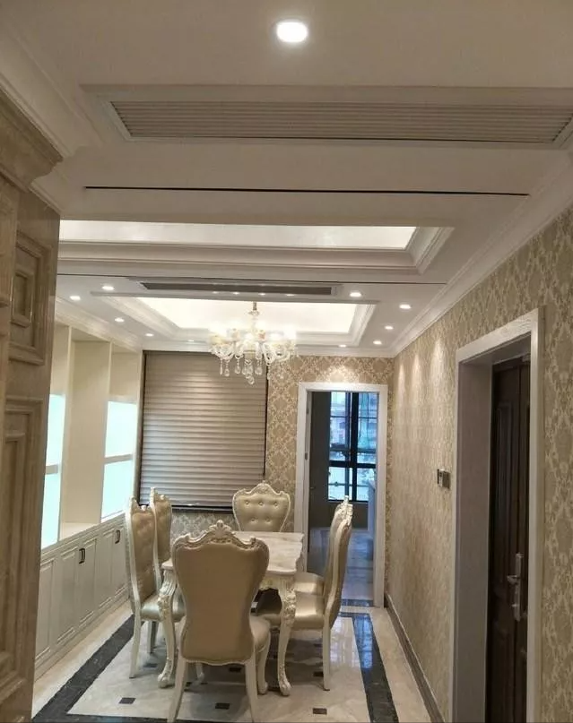 土豪婆婆为我们装修68㎡婚房,光电视墙就花了好几万,太奢侈了!