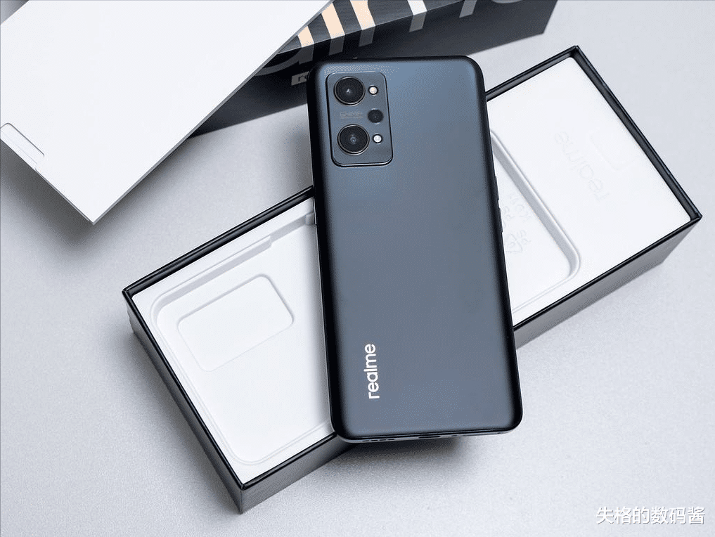 索泰|预算不足只能买千元机?这几款千元手机,用个三五年完全不是问题