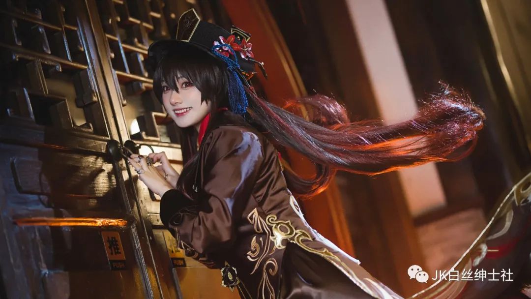 非人哉|cos:原神第七十七代堂主胡桃cos正片@?姜生花