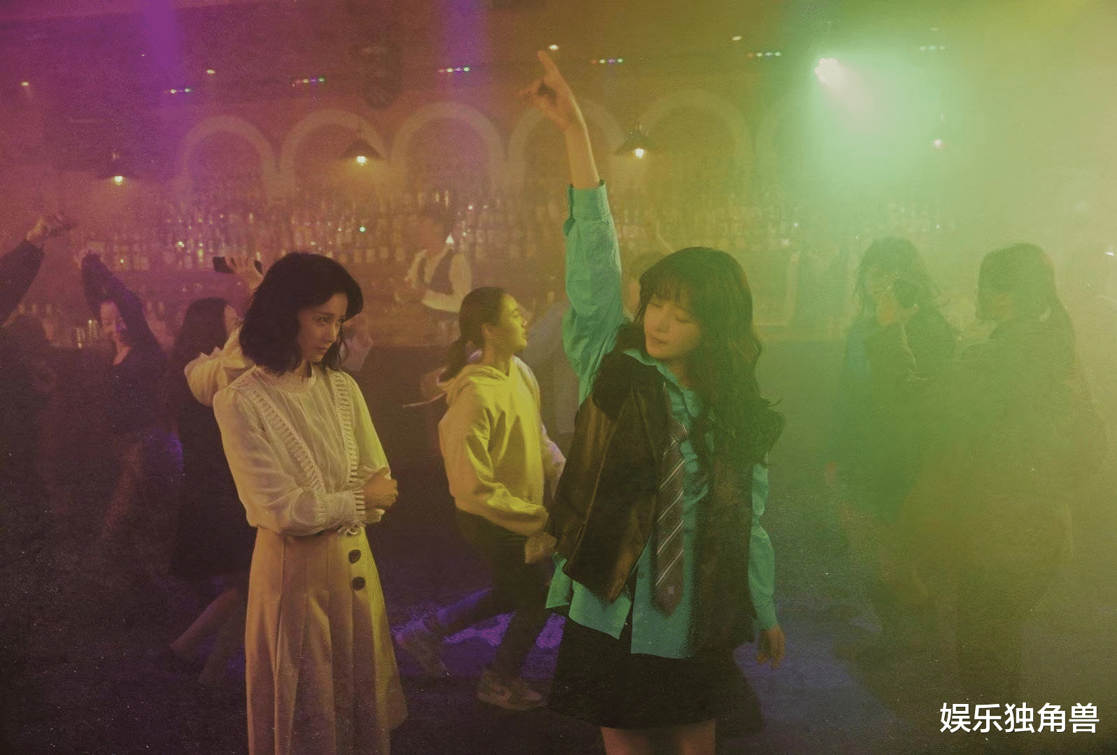 三悦有了新工作|豆瓣8.3的《三悦有了新工作》，治愈了年轻人的“精神内耗”？