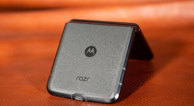 摩托罗拉|摩托罗拉razr2022使用了15天，不吹不黑，说一下使用感受