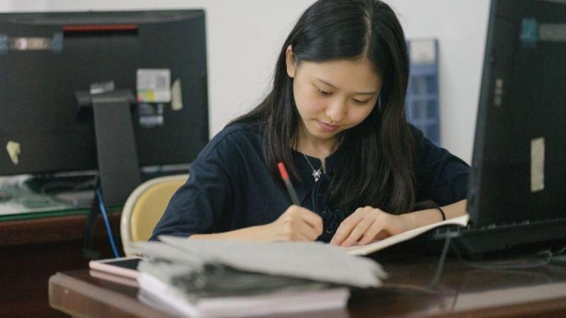 医生|同样是铁饭碗，医生和公务员差的不是一星半点，就业之后才知道