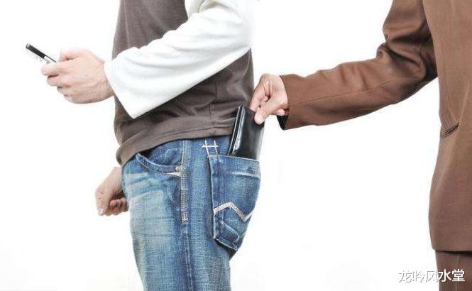 玩偶|龙吟师傅教你如何布局办公室来防小人