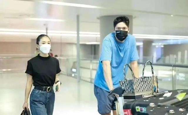 王子文|秀恩爱分得快?王子文删除与圈外男友合照!