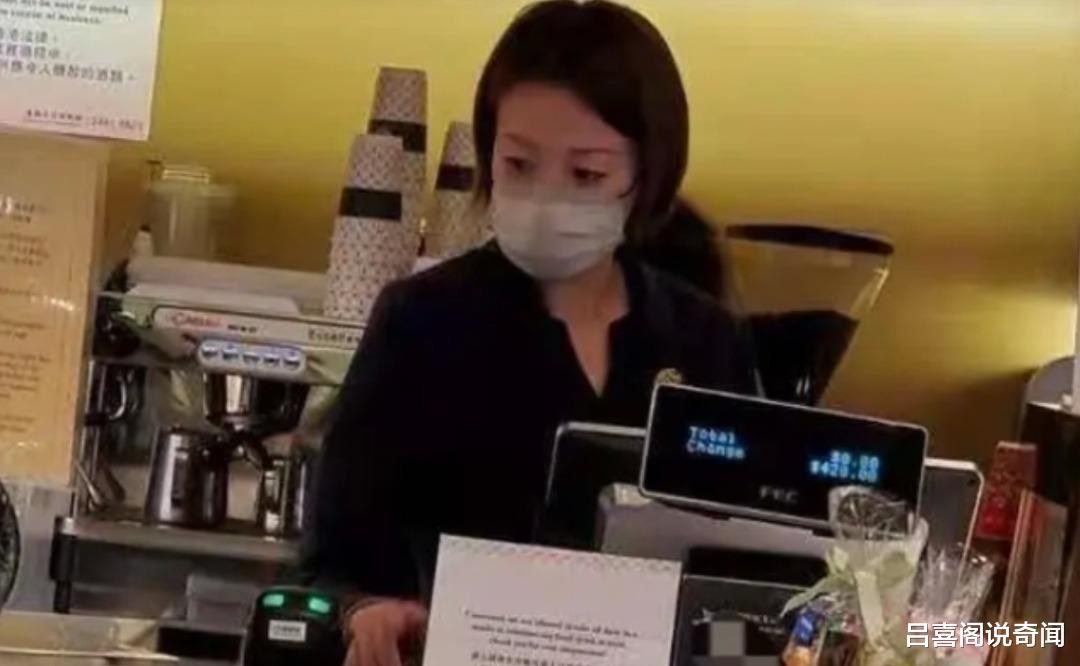 梁敏仪|45岁香港小姐沦为服务员，面色憔悴站着工作，曾跟成龙郑伊健合作？