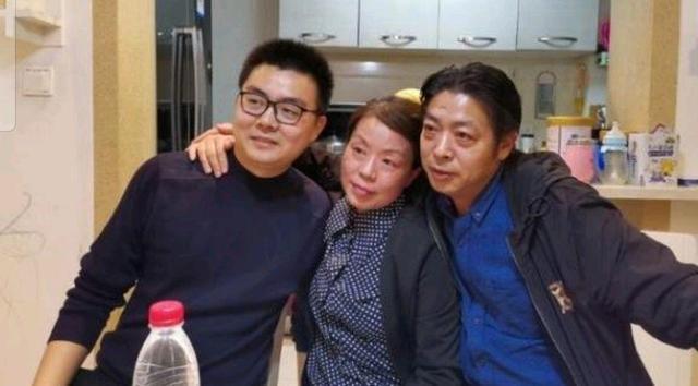 封封蜀黍抓捕许妈失败了。杜粉：元旦前要让许妈物理消失！