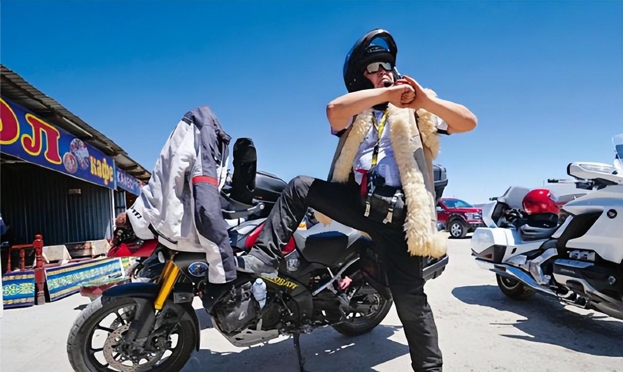 阎鹤祥|德云社阎鹤祥发文，讲述自己尴尬的遭遇，粉丝的评论却比较中肯