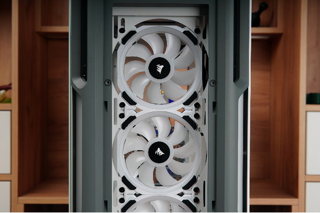 半导体|不仅要强大性能,更要超高的颜值,酷睿12代DDR5高端平台装机推荐