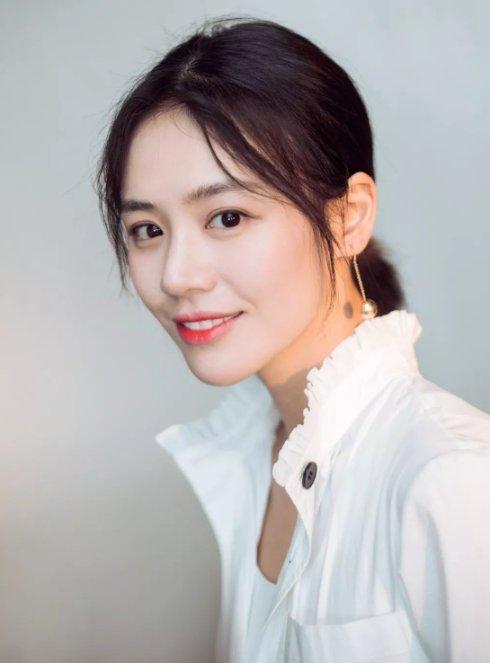 马思纯|卑微恋爱脑马思纯，到底看上了没实力人品差的他哪一点？