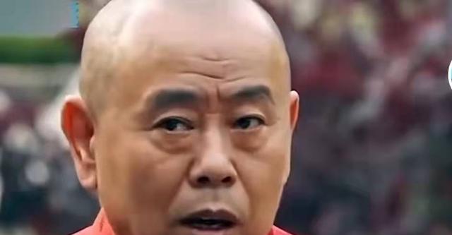 潘长江|潘长江“晚节不保”：从他追求老婆开始有征兆，潘嘎之交埋下伏笔