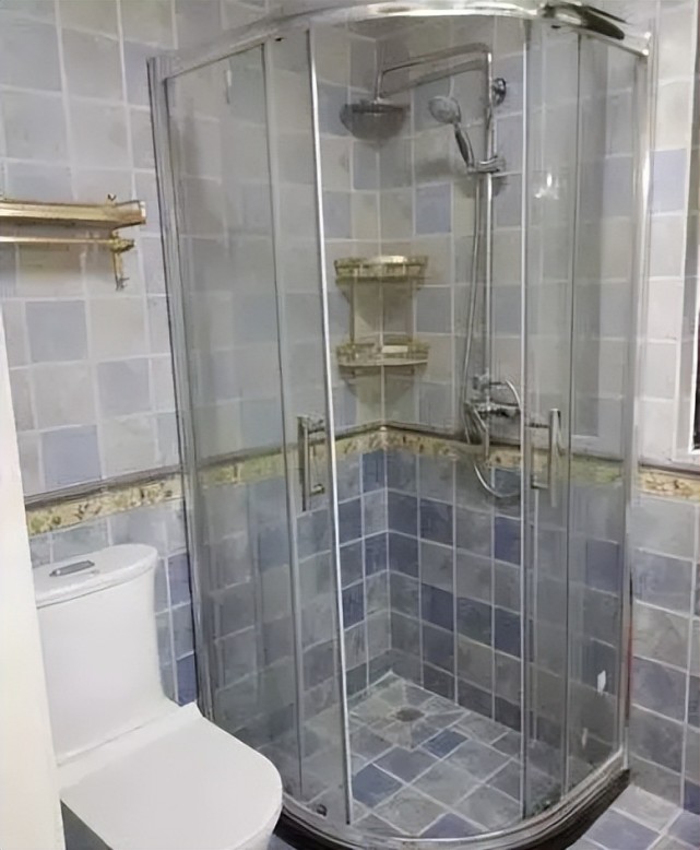 婆婆参观我们装修的新房，却说像是坟墓房，真是气死人