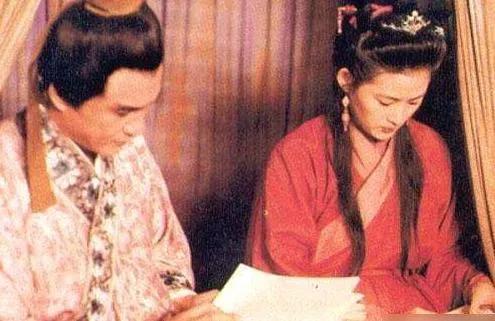 王思懿|王思懿: 模特出身,闪婚闪离普通丈夫,如今52岁无儿无女还是单身