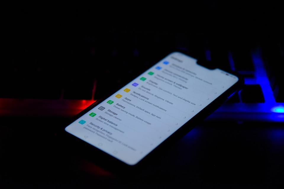 华为手机|华为手机有什么优缺点?用了2年,老用户来说说心里话