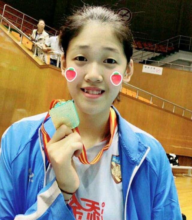 朱婷|新一期的中国女排李盈莹将会像朱婷一样的存在