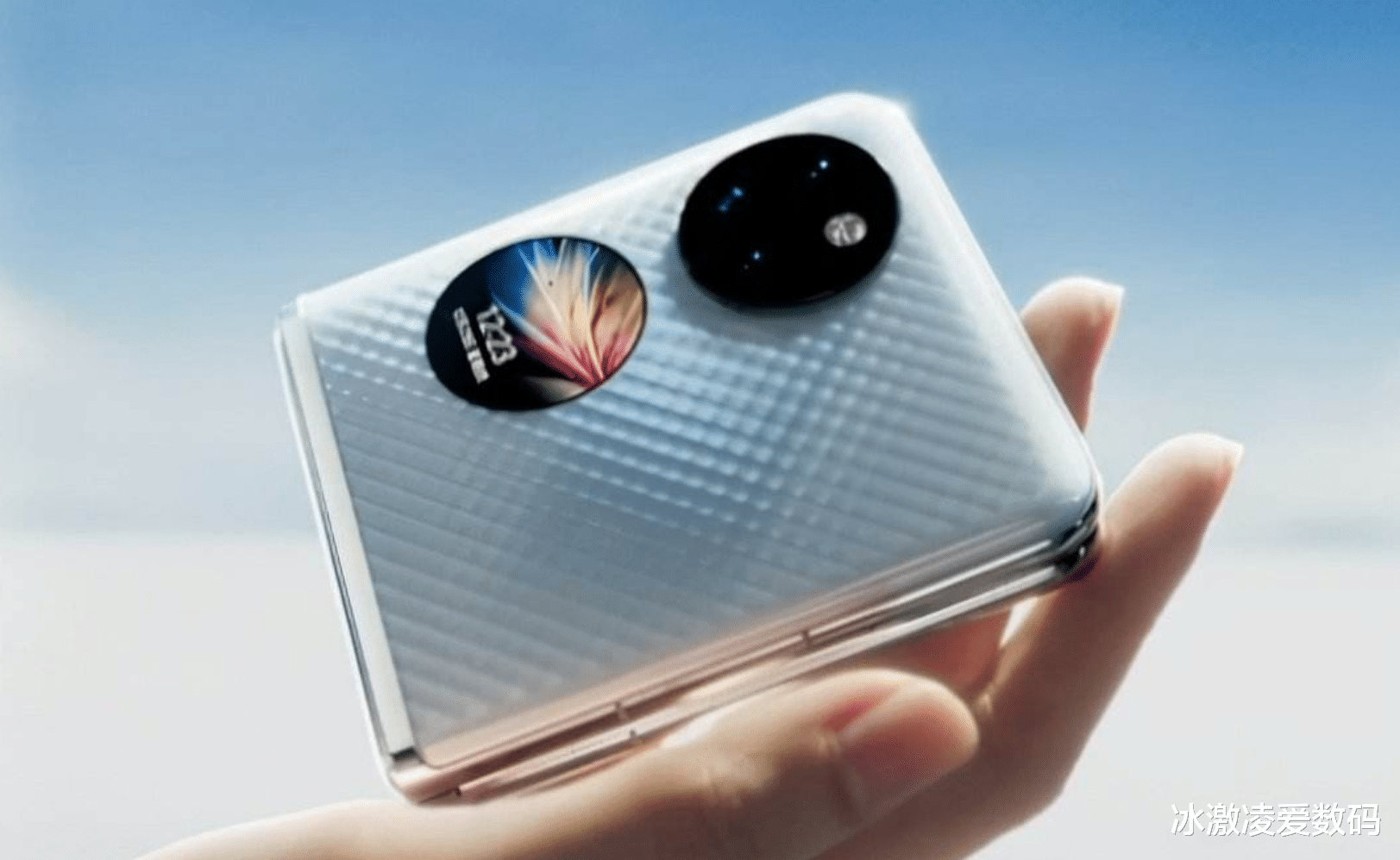 华为p50|曾经妇女节,现在女神节,华为P50 Pocket美的精致,送礼倍有面儿