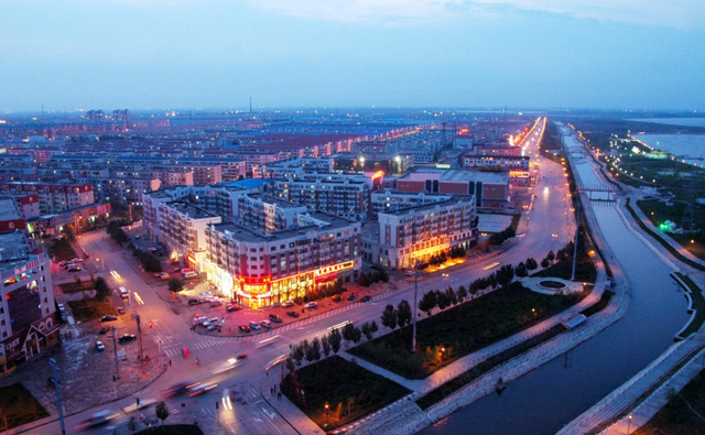 哈尔滨|黑龙江有个城市，交通环境不输哈尔滨，还被誉为“北国温泉之乡”