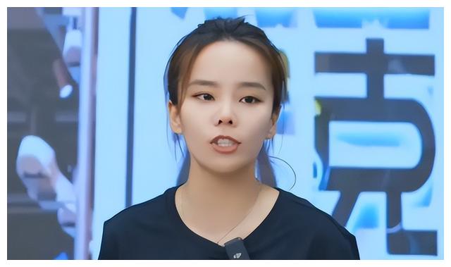 杜新枝|杜新枝替熊磊鸣不平，称鸿星尔克被假慈悲蒙蔽双眼，欺负孤儿寡母