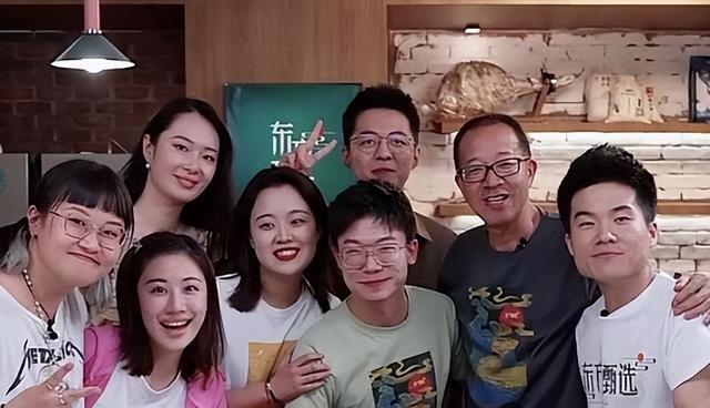 李佳琦|李佳琦彻底凉了?网络将你抛弃时,连个招呼都不会跟你打