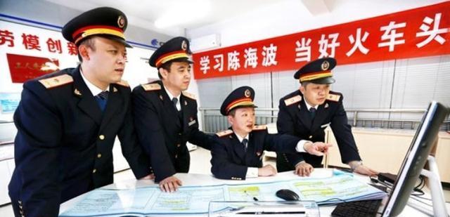 招聘|“铁路局”公开招聘,合同工薪资向正式工看齐,还有五险一金!