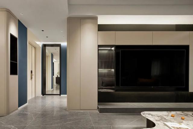 180㎡现代主义，安静舒适的设计，令人轻松惬意