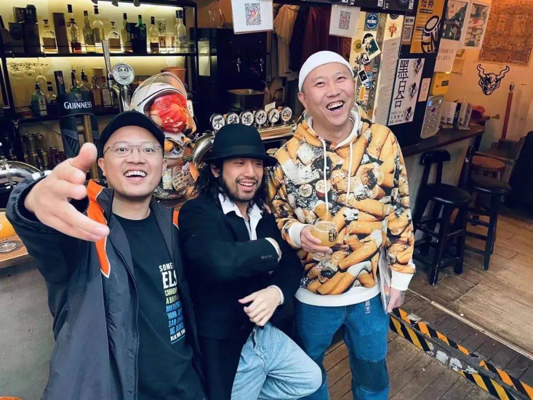 老虎|他以一己之力拉高了中文说唱的门槛