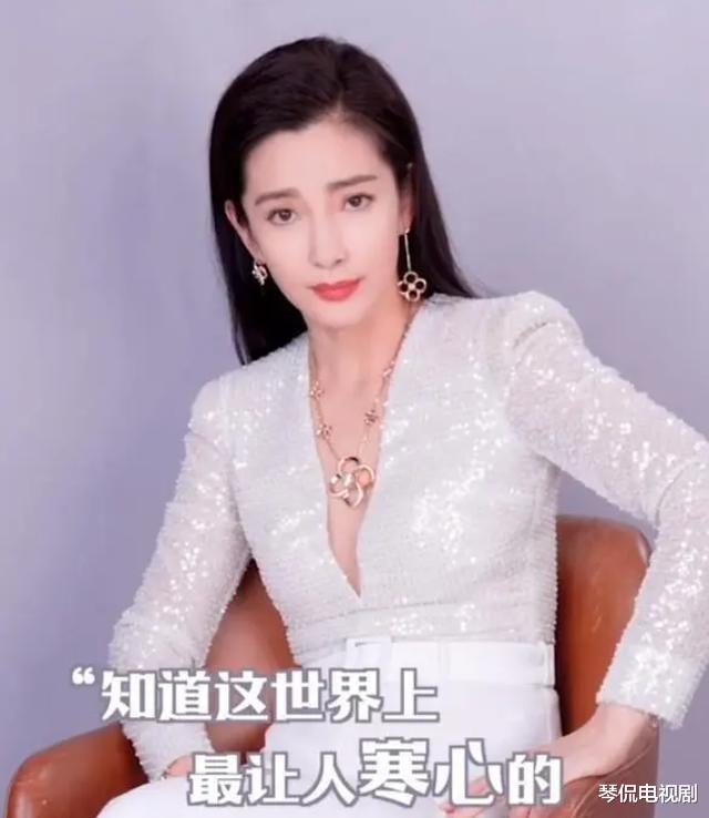 小姐姐|?椰树主播小姐姐们的近照！穿旗袍的样子，简直是美出新高度