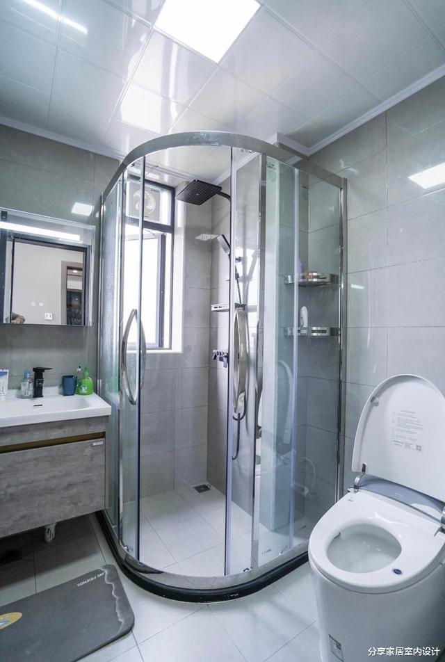 这是我见过最舒适的小三房了，全屋好看不复杂，一家生活很幸福！