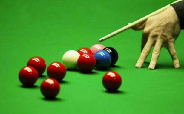 潘晓婷|潘晓婷：传过3次绯闻，39岁还单身，父亲着急又无奈