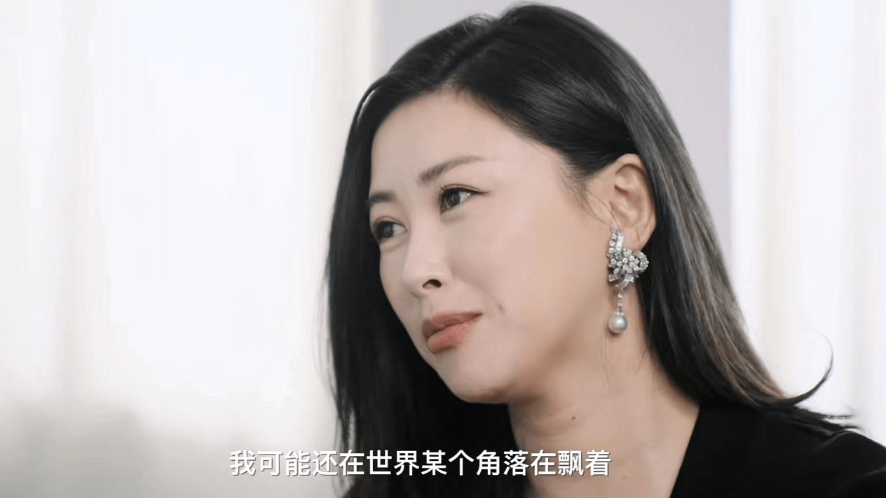 朱珠|38岁朱珠产子后首次受访，自曝结婚生子原因，脖颈纹明显引猜测