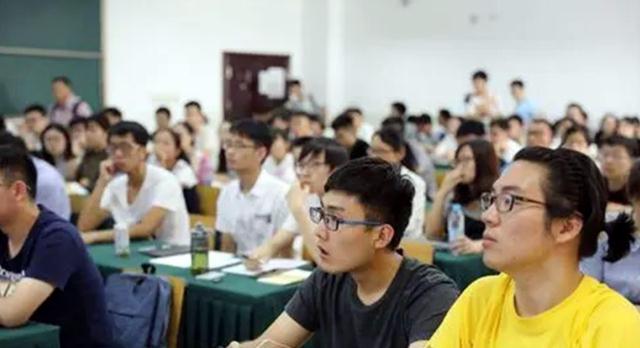 富阳|“上民办大学，就是花钱买学历”，这种说法靠谱吗？