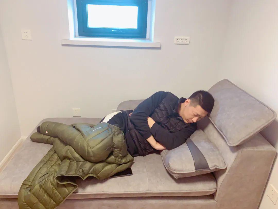 尿毒症|生活中若出现了这4种现象，可能是尿毒症的前兆，注意预防