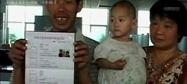 河南1岁半女童疑似怀孕,检查后在腹中发现胎儿,手术现场惊呆医生
