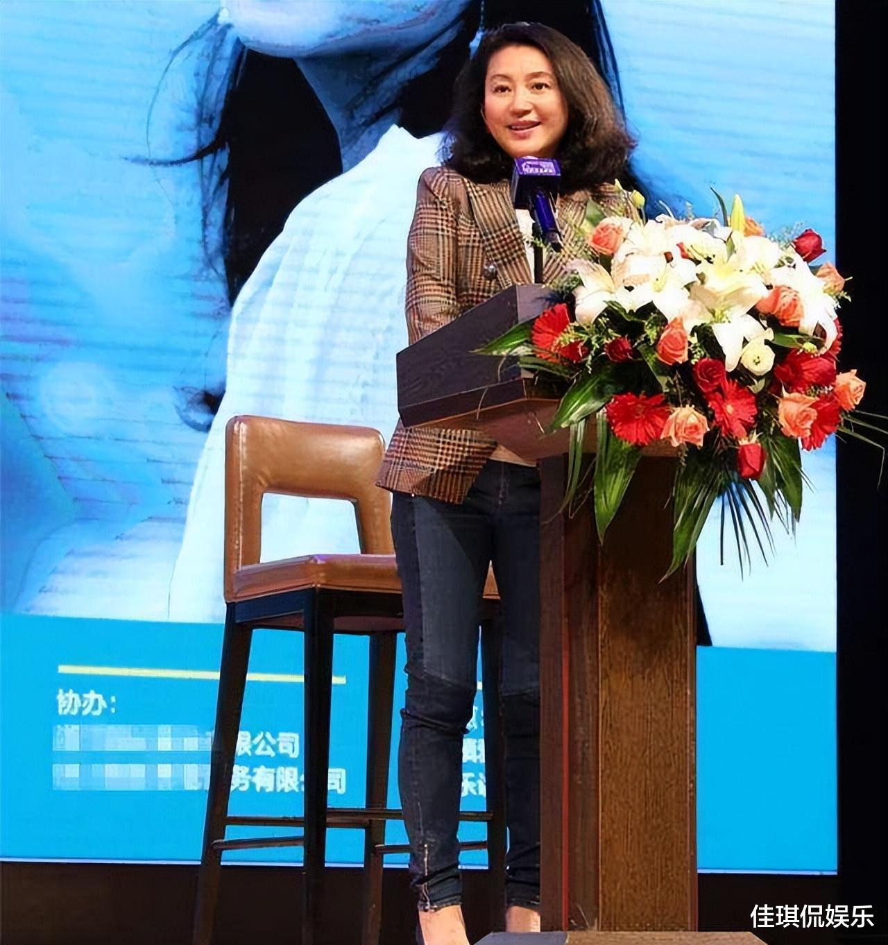 修图 王小丫虽然发福但也漂亮，没减肥修图，从头到脚都散发优雅气质！