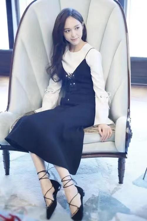 唐嫣|唐嫣九月行程引发粉丝愤愤不满,竟公开喊话:你还有羞耻心吗