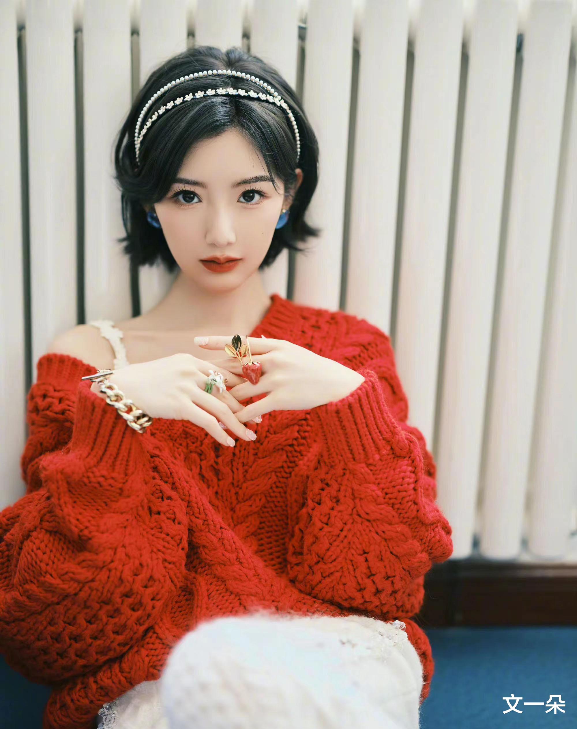 毛晓彤|毛晓彤评论区抢“嫂子”粉丝推荐杨洋、马天宇,后面几位也很优秀