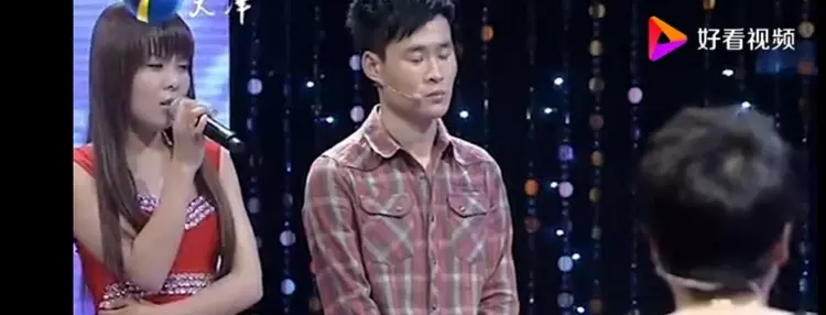 丈母娘夸女儿太漂亮要三百万彩礼,女儿一上台,所有人都看入迷了
