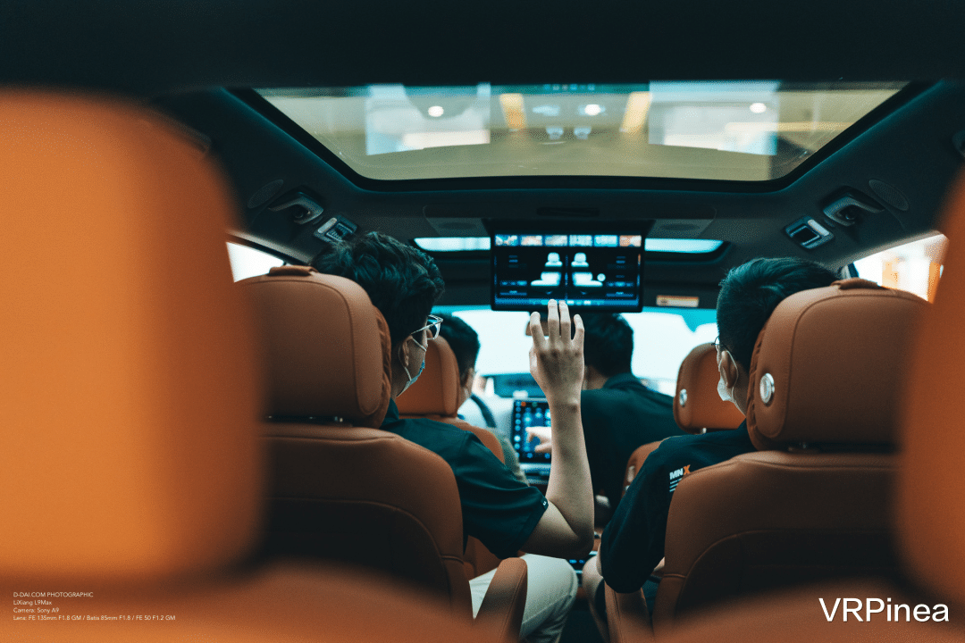 创业|在智能汽车上戴上雷鸟Air智能眼镜,秒变移动影院?