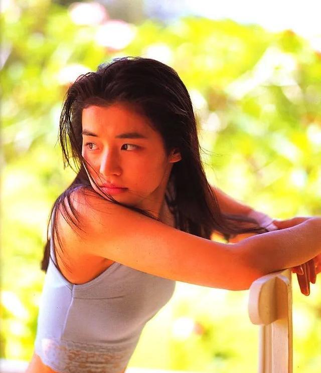 石原里美|2022日本女生选出十大最美女星!雪肤玉貌太性感美艳