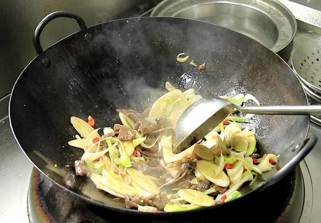 牛肉 “低脂肉类”排行榜,牛肉排第3,鸡胸肉排倒数第二,建议了解